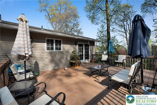 505 Helen Circle, Moore Twp, PA 18014