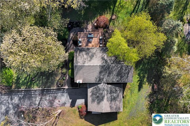 505 Helen Circle, Moore Twp, PA 18014