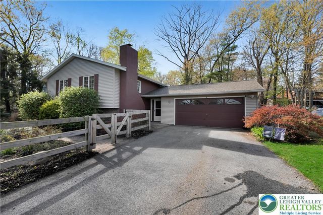 505 Helen Circle, Moore Twp, PA 18014