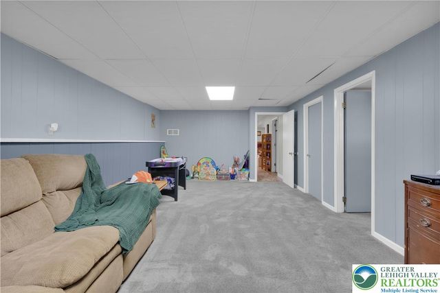 505 Helen Circle, Moore Twp, PA 18014