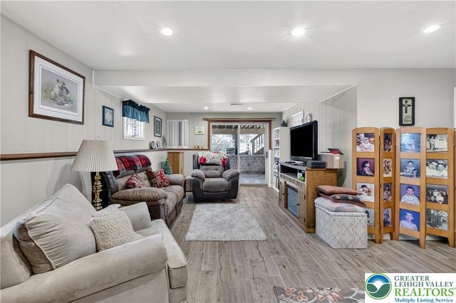 505 Helen Circle, Moore Twp, PA 18014