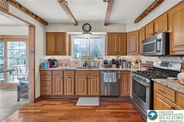 505 Helen Circle, Moore Twp, PA 18014