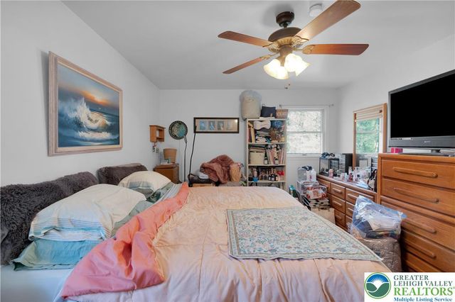 505 Helen Circle, Moore Twp, PA 18014