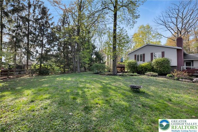 505 Helen Circle, Moore Twp, PA 18014