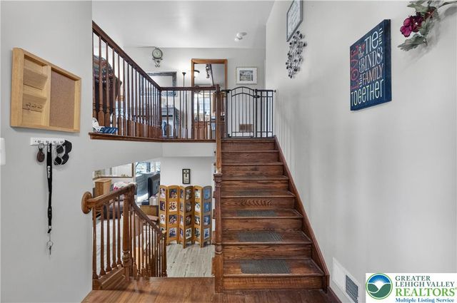 505 Helen Circle, Moore Twp, PA 18014
