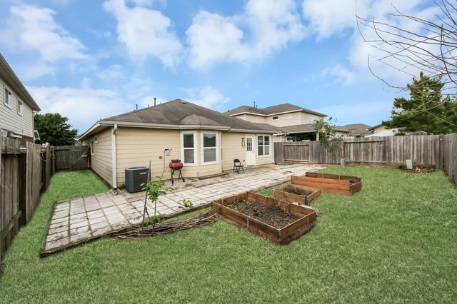 8602 Gander Bayshore Lane, Houston, TX 77040
