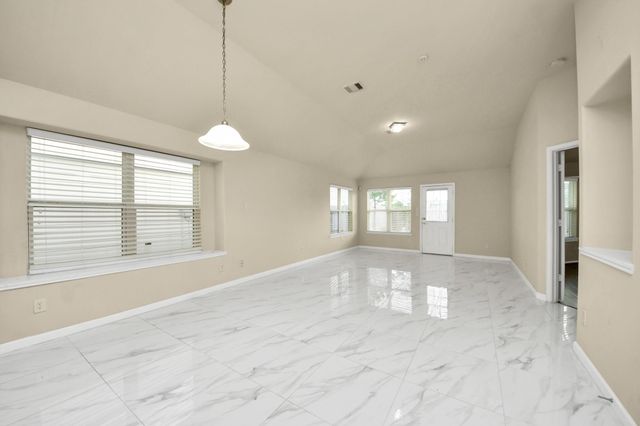 8602 Gander Bayshore Lane, Houston, TX 77040