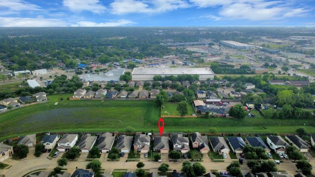 8602 Gander Bayshore Lane, Houston, TX 77040
