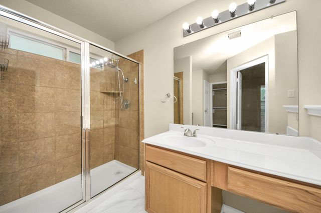 8602 Gander Bayshore Lane, Houston, TX 77040