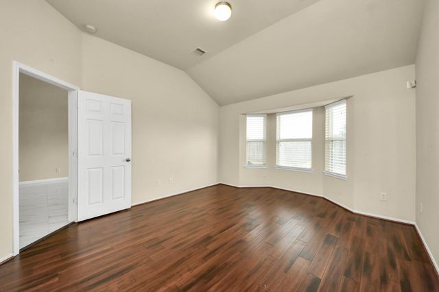 8602 Gander Bayshore Lane, Houston, TX 77040