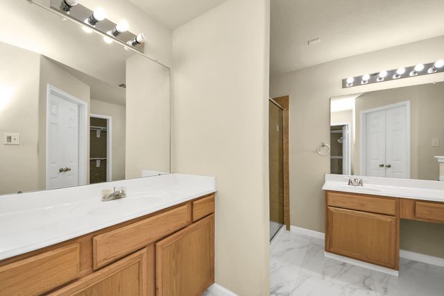 8602 Gander Bayshore Lane, Houston, TX 77040