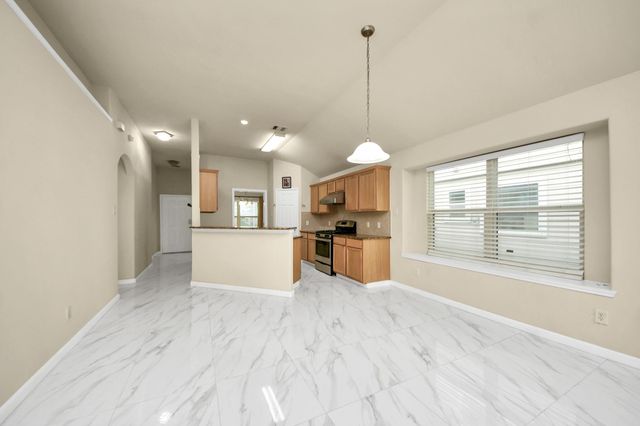 8602 Gander Bayshore Lane, Houston, TX 77040