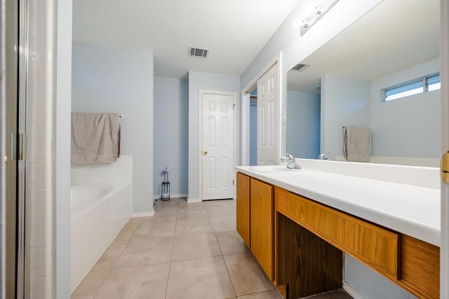1704 Verbena WAY, Round Rock, TX 78664