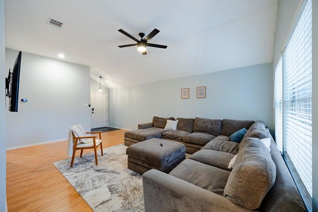 1704 Verbena WAY, Round Rock, TX 78664