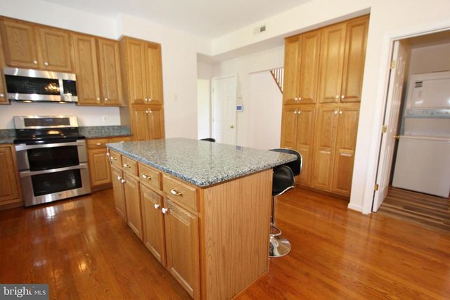 8306 GLEN HEATHER DR, Frederick, MD 21702