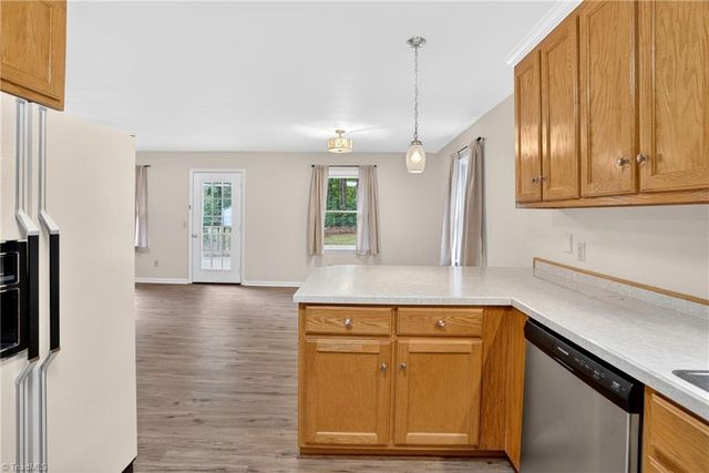 2387 Woodridge Drive, Asheboro, NC 27205