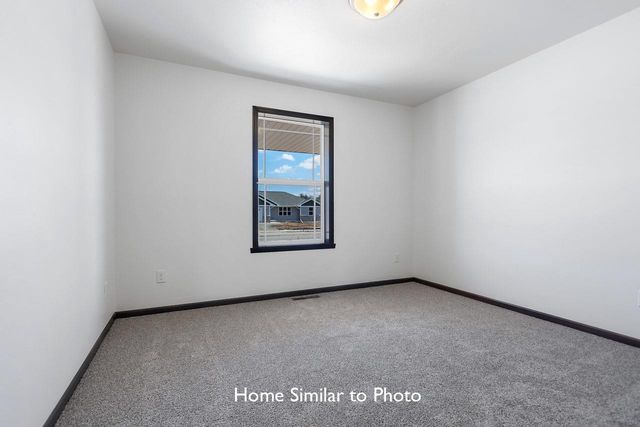 1736 BETTY JEAN LANE, Green Bay, WI 54313