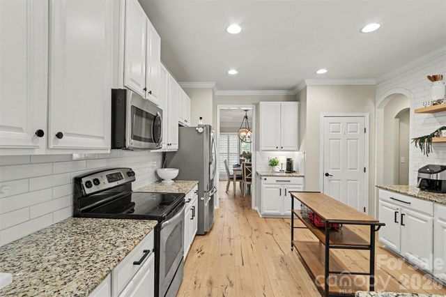 11830 Warfield Avenue, Huntersville, NC 28078