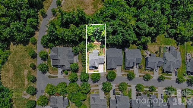 11830 Warfield Avenue, Huntersville, NC 28078