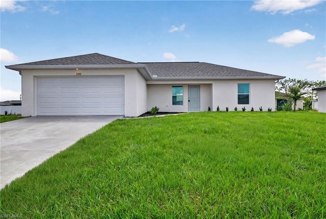 1333 NW 10th PL, Cape Coral, FL 33993