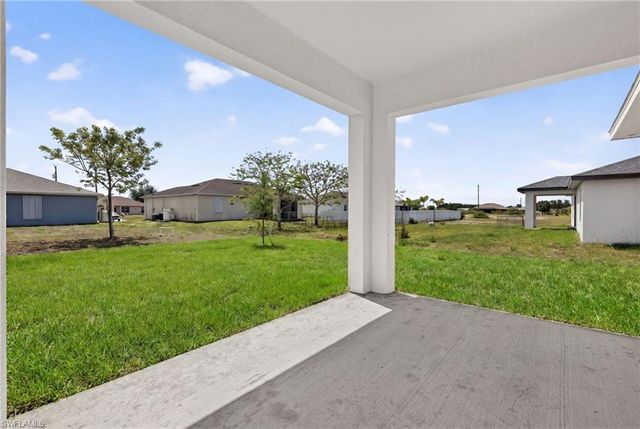 1333 NW 10th PL, Cape Coral, FL 33993