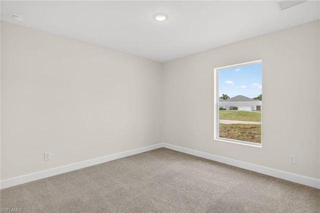 1333 NW 10th PL, Cape Coral, FL 33993