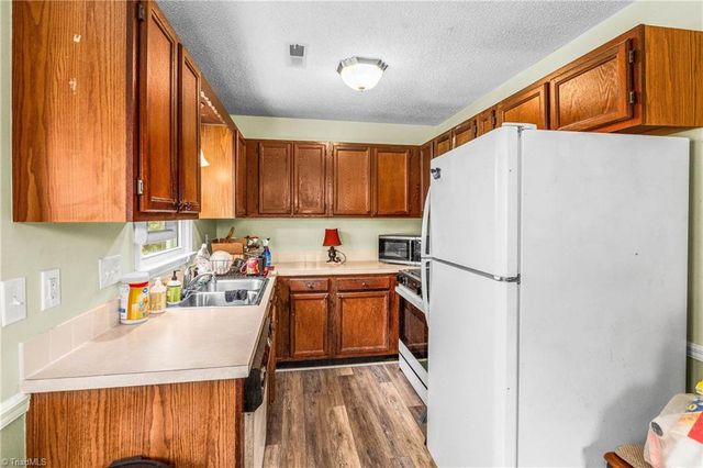 3113 Russell Way Lane, Winston-salem, NC 27127