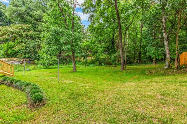 3113 Russell Way Lane, Winston-salem, NC 27127