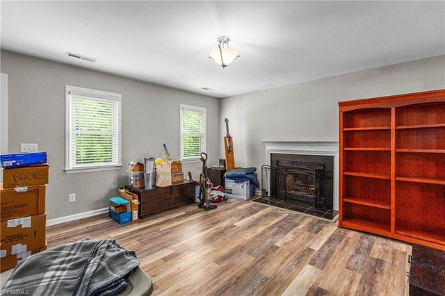 3113 Russell Way Lane, Winston-salem, NC 27127
