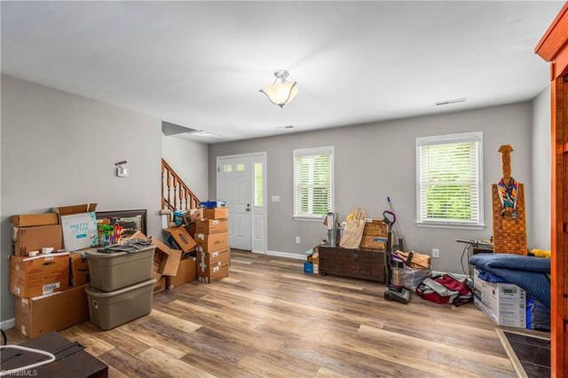 3113 Russell Way Lane, Winston-salem, NC 27127