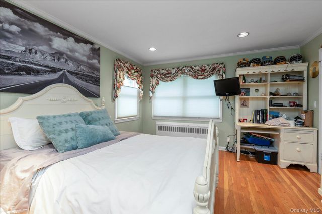 37 Rose Lane, East Rockaway, NY 11518