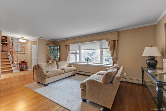 37 Rose Lane, East Rockaway, NY 11518