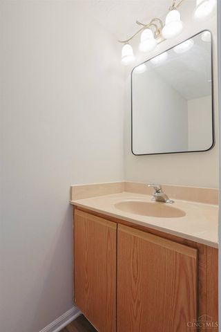 3031 Tenor Drive, Goshen Twp, OH 45140