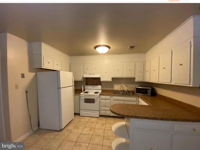14 BENTLEY CT, Fredericksburg, VA 22408