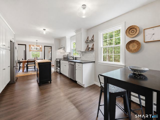 328 Olde Stage Road, Glastonbury, CT 06033