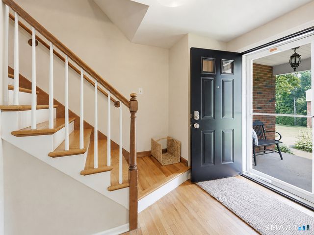 328 Olde Stage Road, Glastonbury, CT 06033