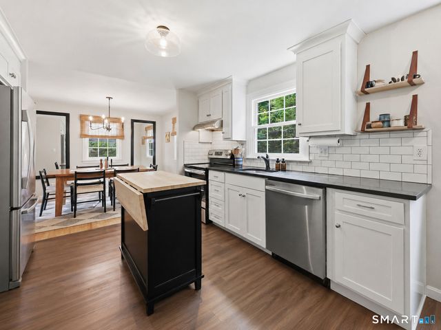 328 Olde Stage Road, Glastonbury, CT 06033