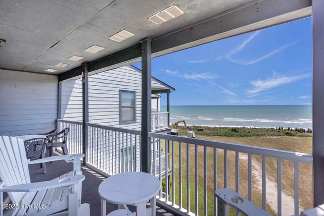 1896 New River Inlet Road 1402, North Topsail Beach, NC 28460