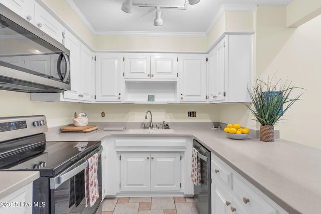 1896 New River Inlet Road 1402, North Topsail Beach, NC 28460