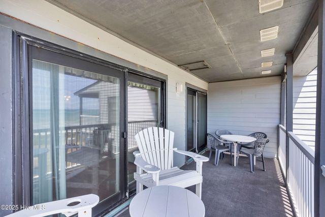 1896 New River Inlet Road 1402, North Topsail Beach, NC 28460