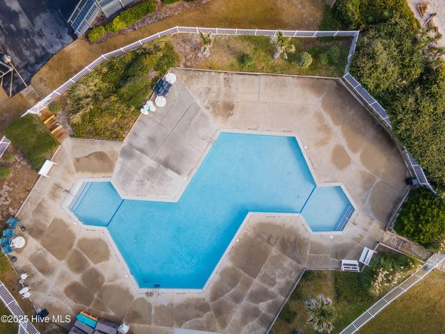 1896 New River Inlet Road 1402, North Topsail Beach, NC 28460