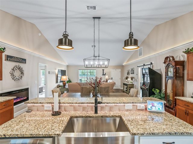 6570 SE 175TH COURT, Morriston, FL 32668