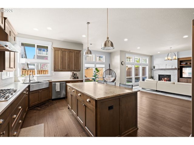 12127 Nw MILLFORD St, Portland, OR 97229