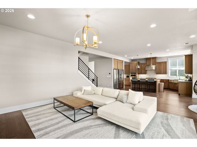 12127 Nw MILLFORD St, Portland, OR 97229