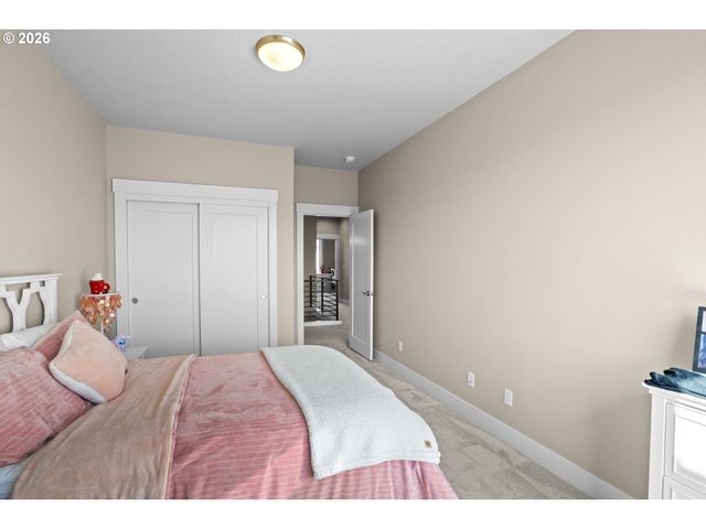 12127 Nw MILLFORD St, Portland, OR 97229