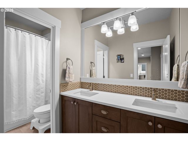 12127 Nw MILLFORD St, Portland, OR 97229