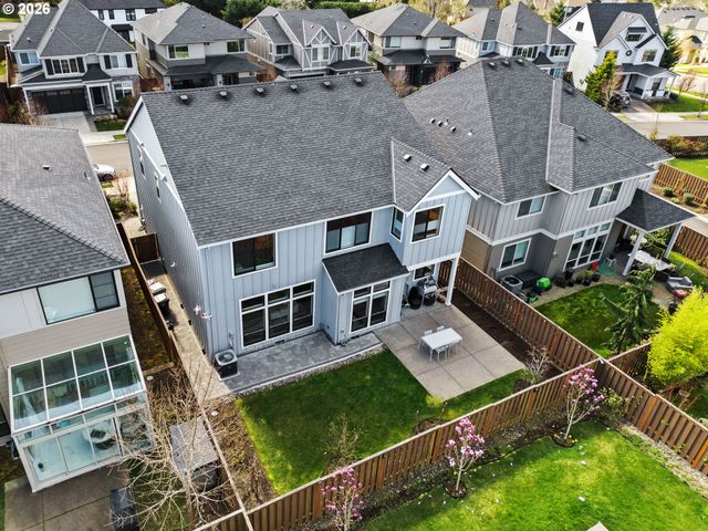 12127 Nw MILLFORD St, Portland, OR 97229