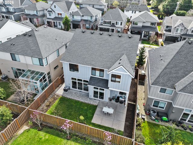 12127 Nw MILLFORD St, Portland, OR 97229