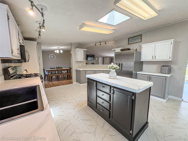 7760 Bell Road, Bridgeport Charter Township, MI 48415
