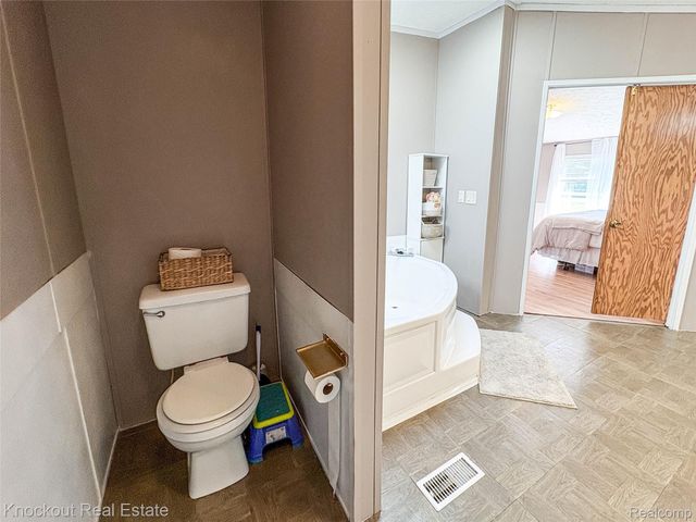 7760 Bell Road, Bridgeport Charter Township, MI 48415